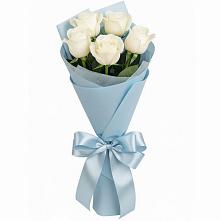 Букет 5 Белых роз Проуд в Посёлок Раменской Агрохимстанции