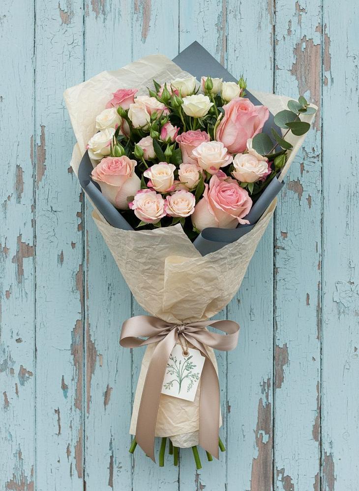 Букет цветов из: Розы в Посёлок Раменской Агрохимстанции