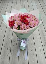 Букет цветов из:  Альстромерии в Посёлок Раменской Агрохимстанции