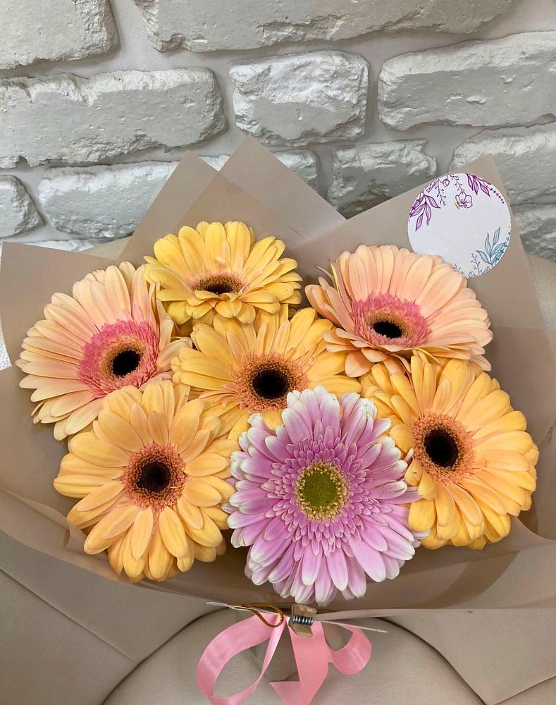 Букет цветов из: Герберы в Посёлок Раменской Агрохимстанции