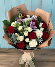 Букет цветов из:  Розы и Альстромерии в Посёлок Раменской Агрохимстанции