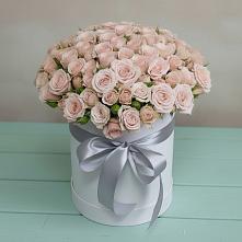 Цветочная композиция из Розы в шляпной коробке в Посёлок Раменской Агрохимстанции