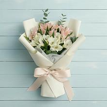 Букет цветов из:  Альстромерии в Посёлок Раменской Агрохимстанции