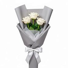 Букет 3 белые розы в Посёлок Раменской Агрохимстанции