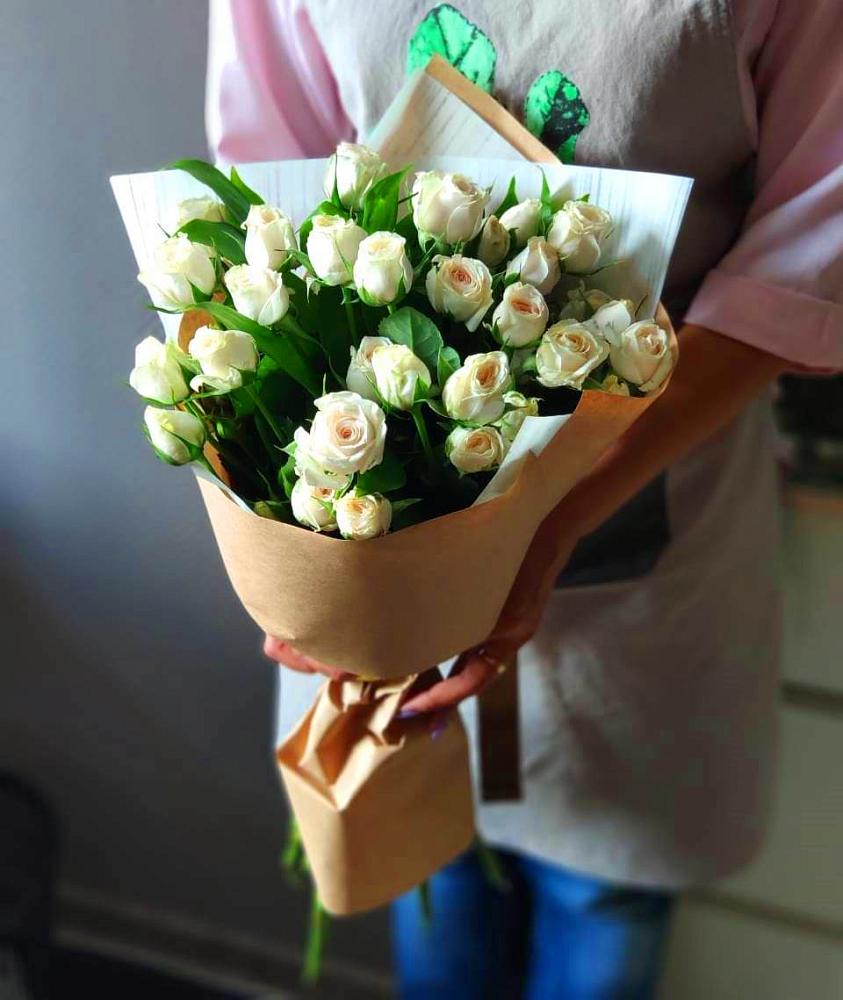 Букет цветов из: Розы в Посёлок Раменской Агрохимстанции