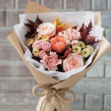 Букет цветов из:  Гвоздики, Хризантемы и Розы в Посёлок Раменской Агрохимстанции